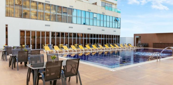 Izbaudiet mierpilnu atpūtu 150m no jūras 4* HORIZONT viesnīcā Durresā, Albānijā! 13