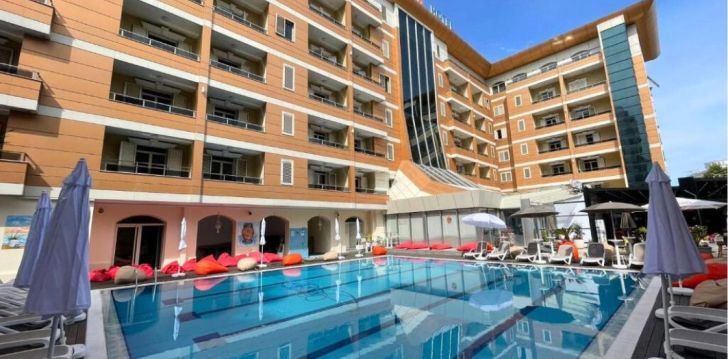 Baudiet atpūtu ar baseinu, 100 m no pludmales 4* AMH HOTEL Duresā, Albānijā! 29