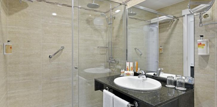 SOL TORREMOLINOS DON PEDRO 4* - atpūta pāri ielai no pludmales Malagā, Spānijā! 21