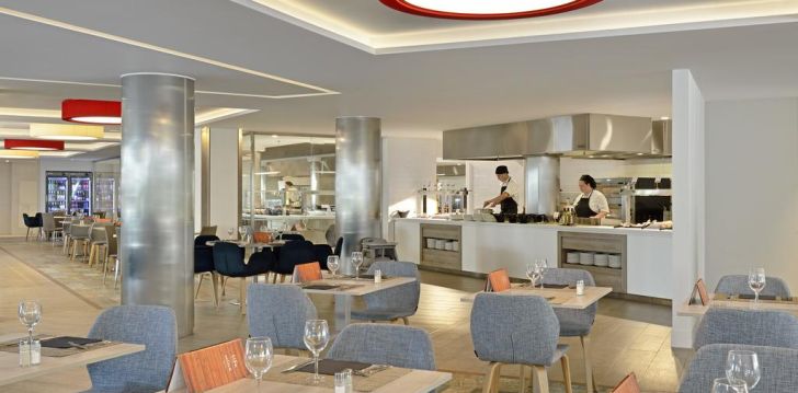SOL TORREMOLINOS DON PEDRO 4* - atpūta pāri ielai no pludmales Malagā, Spānijā! 10