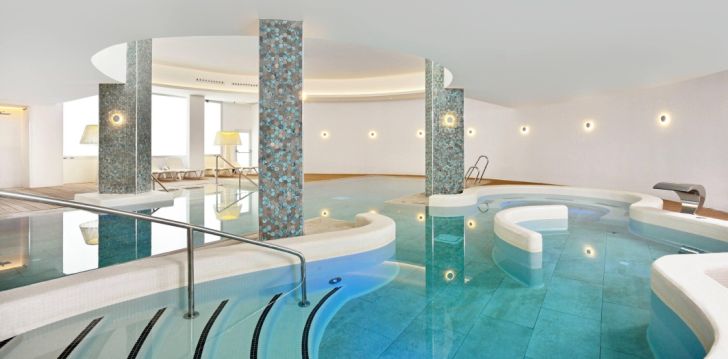 SOL TORREMOLINOS DON PEDRO 4* - atpūta pāri ielai no pludmales Malagā, Spānijā! 3