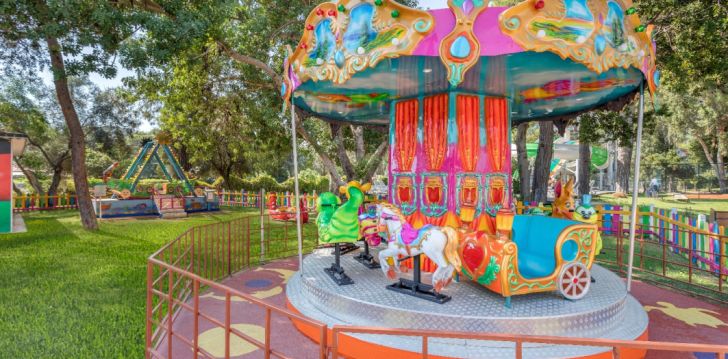 Brīvdienas pilnas ar izklaidēm Turcijā, 5* KIMEROS PARK HOLIDAY VILLAGE viesnīcā! 38
