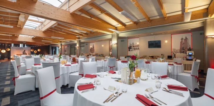 Izdevīga atpūta dažus kilometrus no vecpilsētas 4* EXPRESS KRAKOW HOTEL Krakovā, Polijā! 4