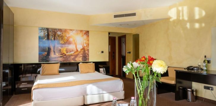 Ērta un moderna atpūta ar baseinu 4* EUROPE HOTEL Sofijā, Bulgārijā! 5