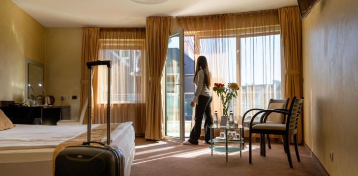 Ērta un moderna atpūta ar baseinu 4* EUROPE HOTEL Sofijā, Bulgārijā! 6