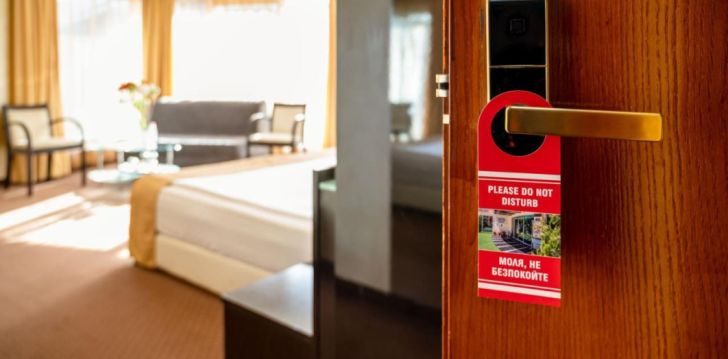Ērta un moderna atpūta ar baseinu 4* EUROPE HOTEL Sofijā, Bulgārijā! 15