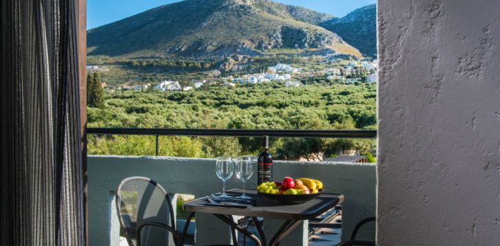 Dodieties modernā un gaumīgā atvaļinājumā uz 4* INDIGO INN Krētā, Grieķijā! 43