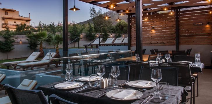 Dodieties modernā un gaumīgā atvaļinājumā uz 4* INDIGO INN Krētā, Grieķijā! 46