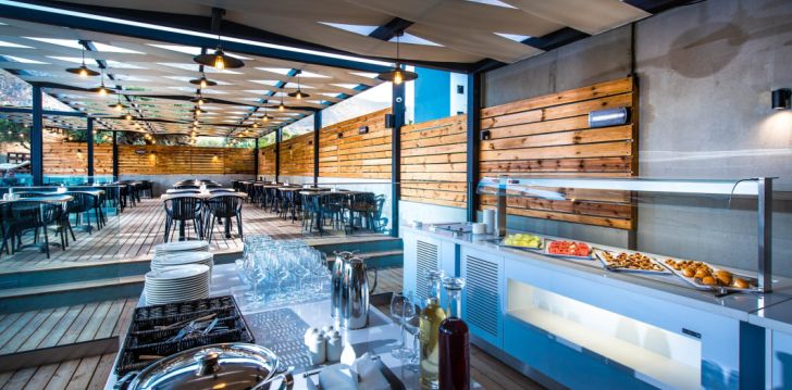 Dodieties modernā un gaumīgā atvaļinājumā uz 4* INDIGO INN Krētā, Grieķijā! 50