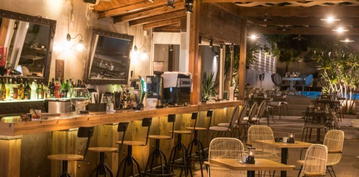 Dodieties modernā un gaumīgā atvaļinājumā uz 4* INDIGO INN Krētā, Grieķijā! 56