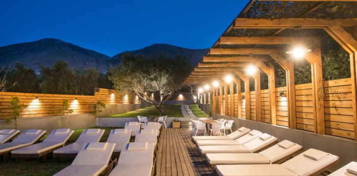 Dodieties modernā un gaumīgā atvaļinājumā uz 4* INDIGO INN Krētā, Grieķijā! 60