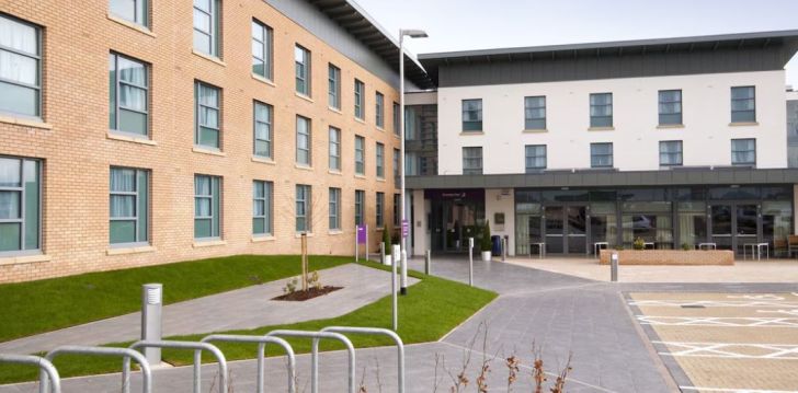 Izdevīga nakšņošana netālu no lidostas 3* PREMIER INN NEWBRIDGE Edingburgā, Skotijā! 1