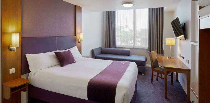 Izdevīga nakšņošana netālu no lidostas 3* PREMIER INN NEWBRIDGE Edingburgā, Skotijā! 6