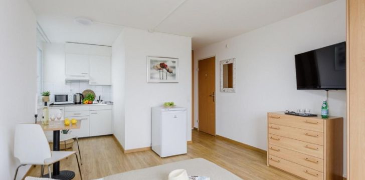 Pašapkalpošanās dzīvokļi 3* SWISS STAR TOWER Cīrihē, Šveicē! 9