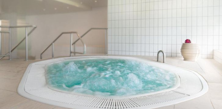 Augstas kvalitātes atpūta 4* CROWNE PLAZA ZURICH viesnīcā Cīrihē, Šveicē! 9