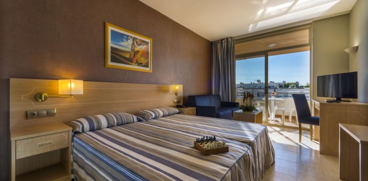 Baudiet atvaļinājumu 4* 4R GRAN REGINA viesnīcā Salou, Spānijas Kostadoradā! 7