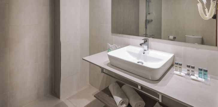 Baudiet atvaļinājumu 4* 4R GRAN REGINA viesnīcā Salou, Spānijas Kostadoradā! 14