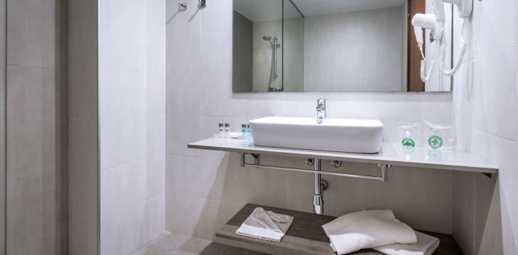 Baudiet atvaļinājumu 4* 4R GRAN REGINA viesnīcā Salou, Spānijas Kostadoradā! 15