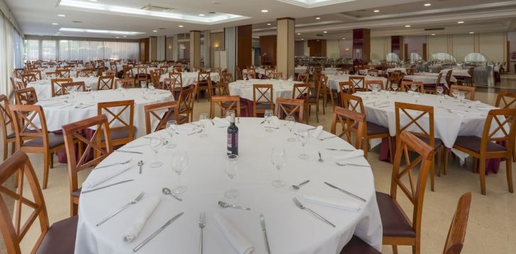 Baudiet atvaļinājumu 4* 4R GRAN REGINA viesnīcā Salou, Spānijas Kostadoradā! 29