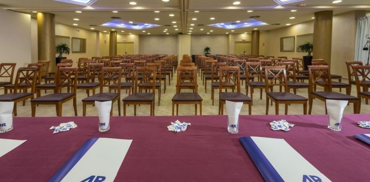 Baudiet atvaļinājumu 4* 4R GRAN REGINA viesnīcā Salou, Spānijas Kostadoradā! 41