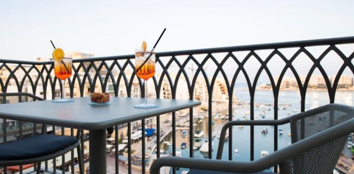 HOTEL JULIANI 4* - eleganta viesnīca ar jumta baseinu Maltā! 11