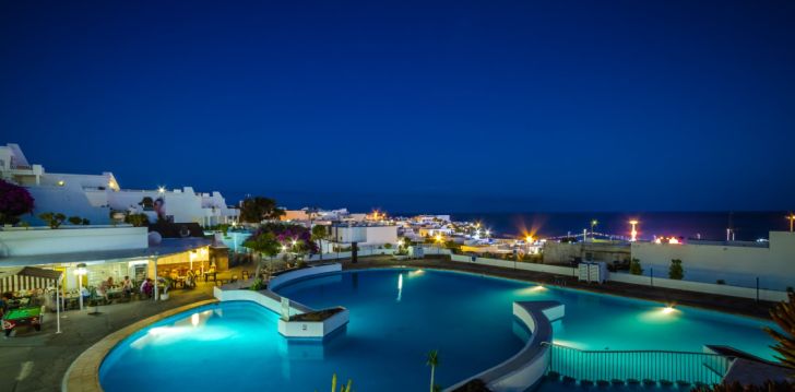 Laiska atpūta 3* BELLEVUE AQUARIUS viesnīcā Lanzarotē, Kanāriju salās! 8