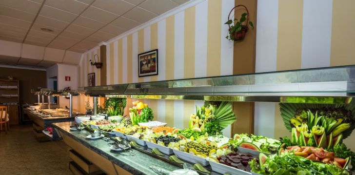 Laiska atpūta 3* BELLEVUE AQUARIUS viesnīcā Lanzarotē, Kanāriju salās! 14