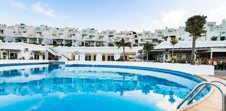 Laiska atpūta 3* BELLEVUE AQUARIUS viesnīcā Lanzarotē, Kanāriju salās! 1