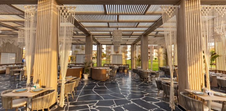Baudiet lielisku atvaļinājumu 5* POSH CLUB SUNRISE CRYSTAL BAY RESORT Hurgadā! 50