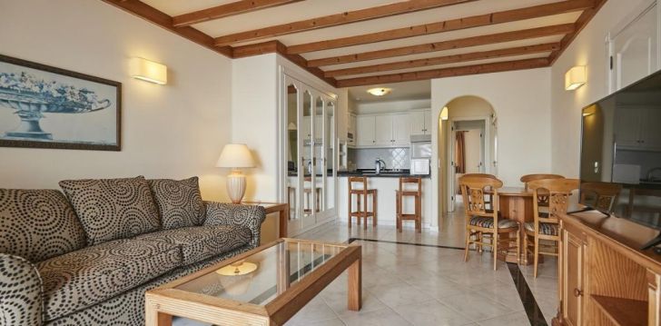 Baudiet atvaļinājumu 4* SANDS BEACH RESORT pie jūras Lanzarotē, Kanāriju salās! 36