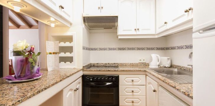 Baudiet atvaļinājumu 4* SANDS BEACH RESORT pie jūras Lanzarotē, Kanāriju salās! 37