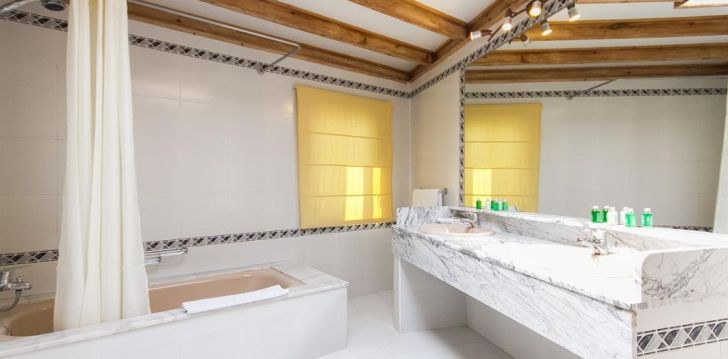 Baudiet atvaļinājumu 4* SANDS BEACH RESORT pie jūras Lanzarotē, Kanāriju salās! 43