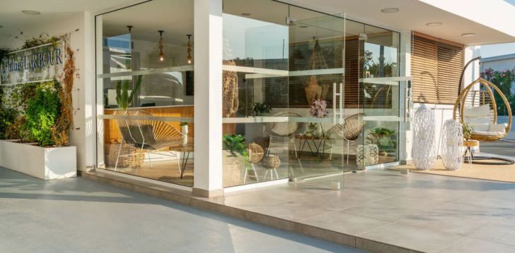 Lieliska atpūta pāriem modernajā un gaumīgajā 3* BLUE HARBOUR BOUTIQUE Aijanapā! 7