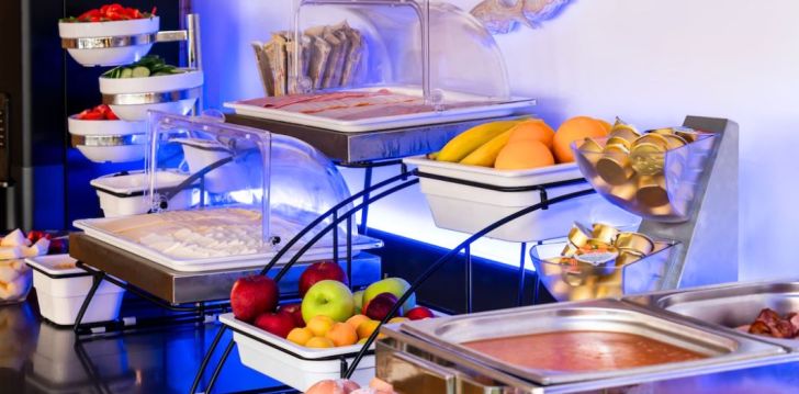 Lieliska atpūta pāriem modernajā un gaumīgajā 3* BLUE HARBOUR BOUTIQUE Aijanapā! 11