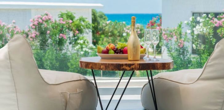 Lieliska atpūta pāriem modernajā un gaumīgajā 3* BLUE HARBOUR BOUTIQUE Aijanapā! 19