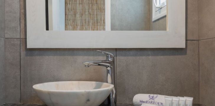 Lieliska atpūta pāriem modernajā un gaumīgajā 3* BLUE HARBOUR BOUTIQUE Aijanapā! 30