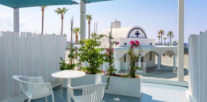 Lieliska atpūta pāriem modernajā un gaumīgajā 3* BLUE HARBOUR BOUTIQUE Aijanapā! 34