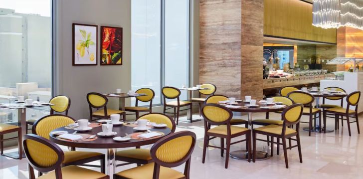 Ērta atpūta 4* HOLIDAY INN DOHA Kataras galvaspilsētā Dohā! 10