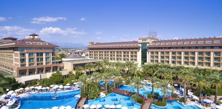 Baudiet savu atvaļinājumu 5* SUNIS KUMKOY BEACH RESORT HOTEL & SPA Sidē, Turcijā! 2