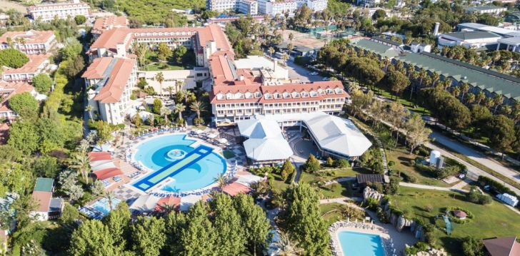 Izbaudiet laisku atpūtu 5* QUEENS PARK LE JARDIN RESORT Kemerā, Turcijā! 2