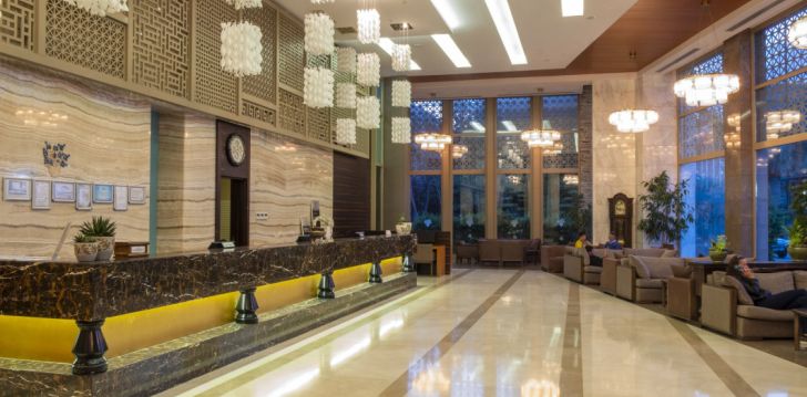 Izbaudiet laisku atpūtu 5* QUEENS PARK LE JARDIN RESORT Kemerā, Turcijā! 8