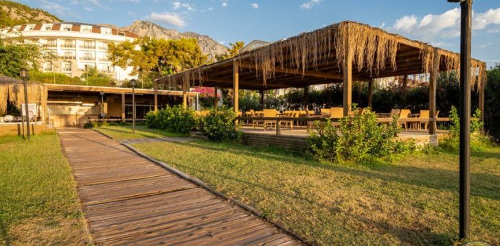 Lutinoša atpūta Turcijas piekrastē, 5* viesnīcā SUNLAND RESORT HOTEL Kemerā! 89