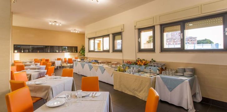 Mājīga atpūta Kaljāri 3* HOTEL RESIDENCE ULIVI E PALME viesnīcā! 4
