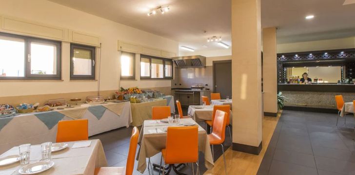 Mājīga atpūta Kaljāri 3* HOTEL RESIDENCE ULIVI E PALME viesnīcā! 5
