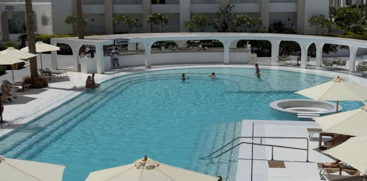 5* VIP atpūta SUNRISE WHITE HILLS viesnīcā Šarmelšeihā! 70