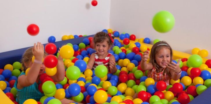 DIAMOND HILL RESORT 5* - skaista atpūta ar skatu Alanjā, Turcijā! 32
