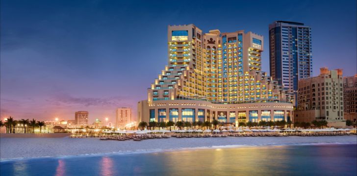 Atpūta Apvienotajos Arābu Emirātos – 5* viesnīcā FAIRMONT AJMAN! 6