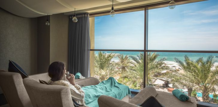 Atpūta Apvienotajos Arābu Emirātos – 5* viesnīcā FAIRMONT AJMAN! 32