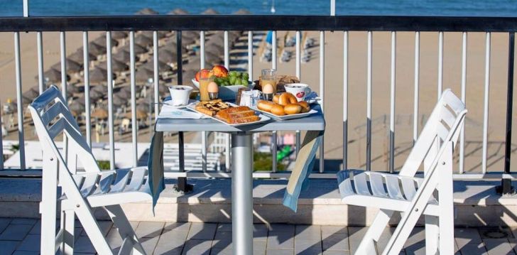 HOTEL MAJA 4* - atpūta pie pašas jūras Peskārā, Itālijā! 2