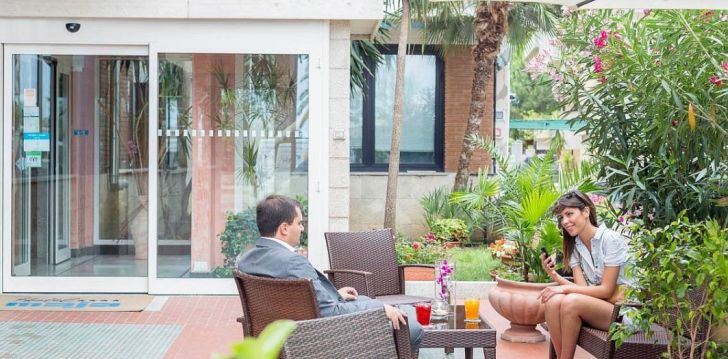 HOTEL MAJA 4* - atpūta pie pašas jūras Peskārā, Itālijā! 24